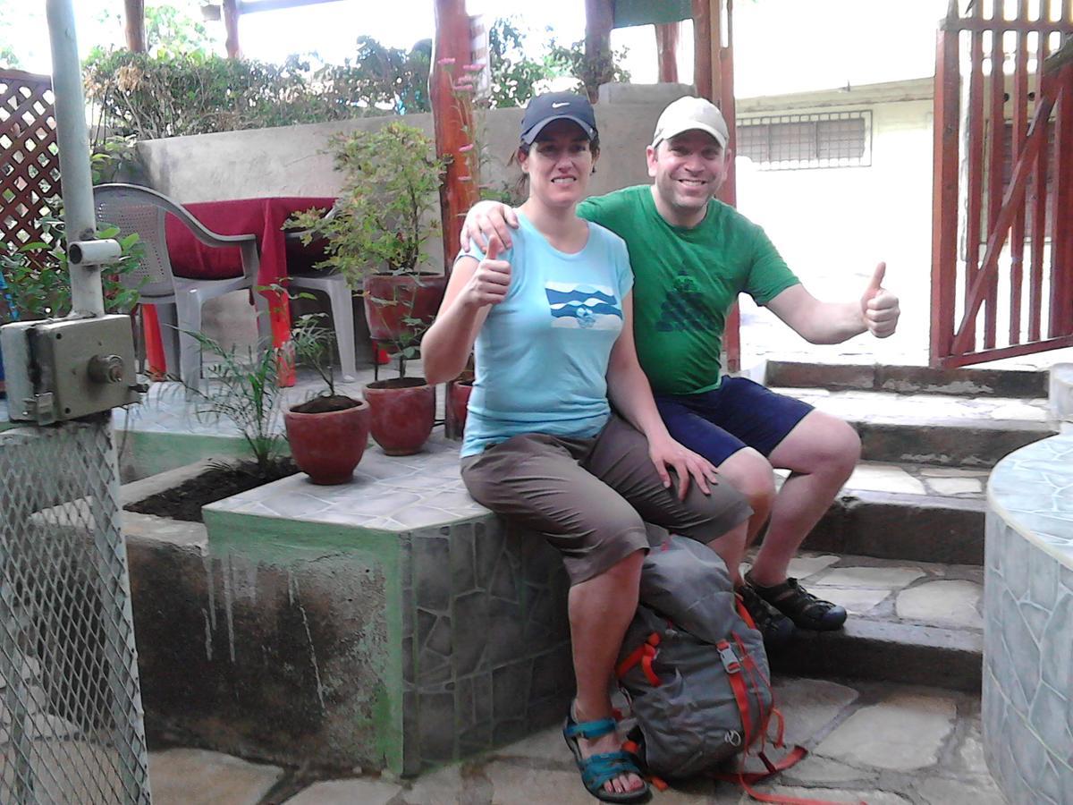 Hostel Julieta ริวาส ภายนอก รูปภาพ